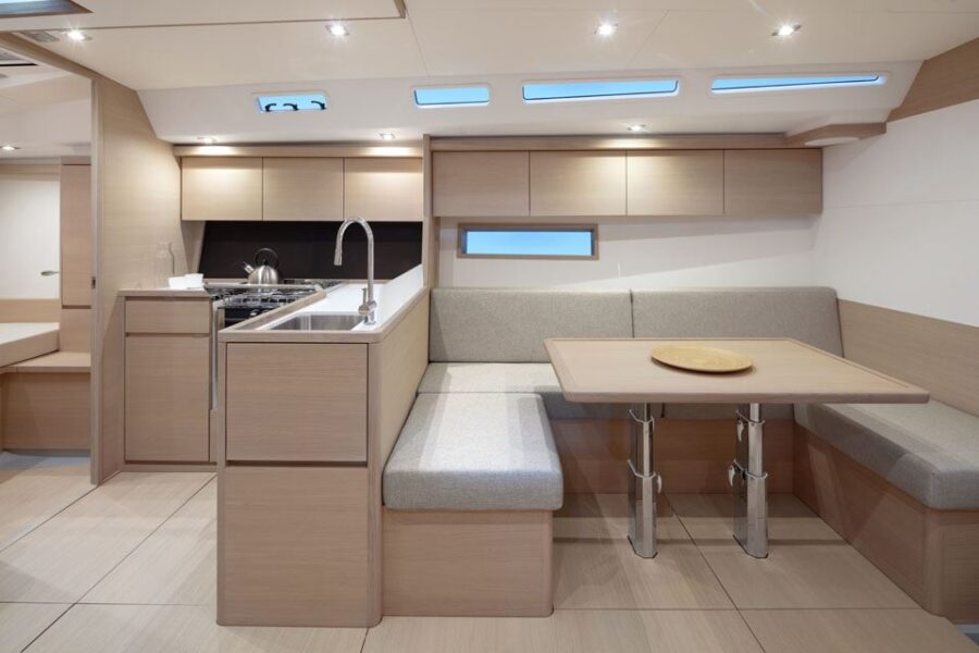 Solaris 44 Interior 2 Interior