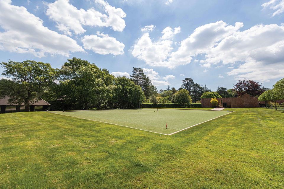 4-impressive-croquet-lawn