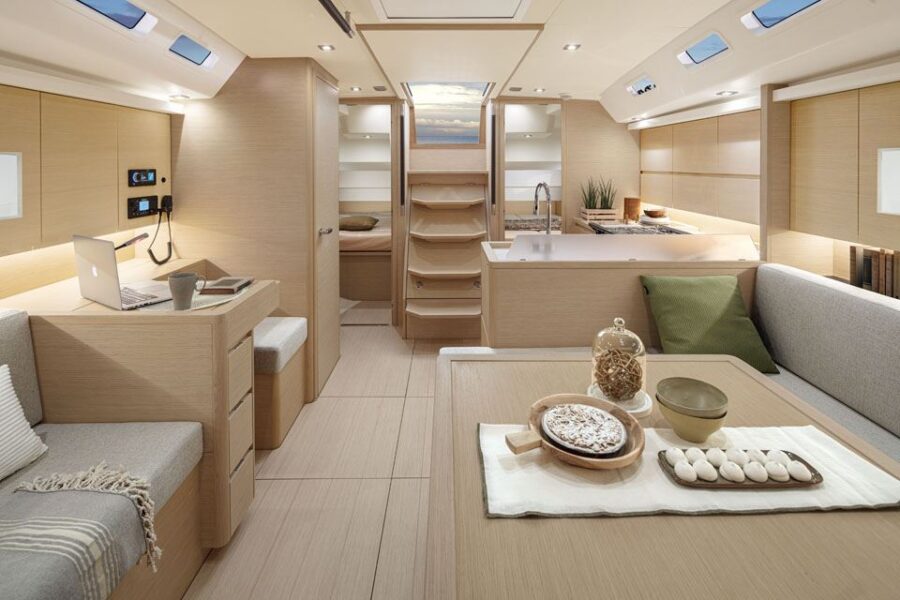 Solaris 40 Interior 6 Interior