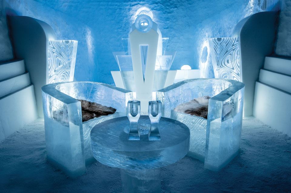the-stuff-of-fairytales-the-ice-hotel-9