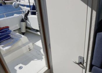 Sea Sport Explorer 2400, DELFINA 21