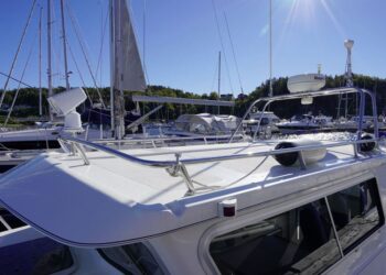 Sea Sport Explorer 2400, DELFINA 5