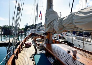 78’ Custom Stow & Sons Classic Ketch, RONA 17