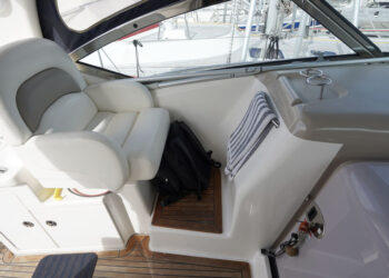 Sea Ray 375 Sundancer, 375.785 21