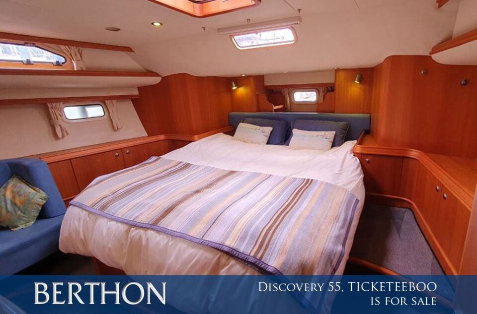 Discovery 55, TICKETEEBOO is for sale - Berthon International