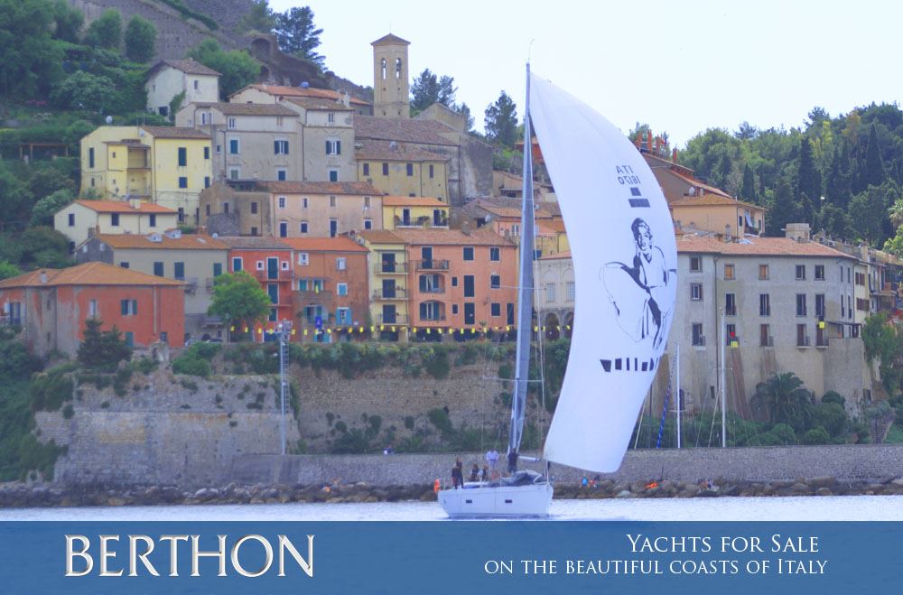 yachts-for-sale-on-the-beautiful-coasts-of-italy-1