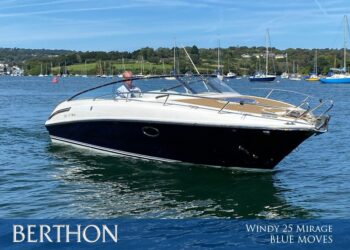 BLUE MOVES & the Windy 25 Mirage – “Best Handling Boat In The World”