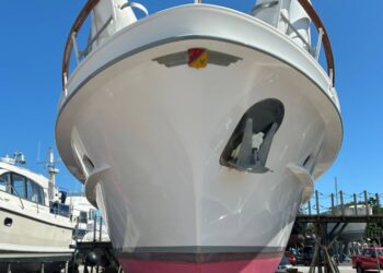 Super Van Craft 1380, MALAIKA OF LONDON 70