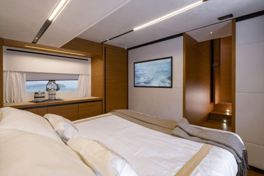 Solaris Power 60 Coupé 11