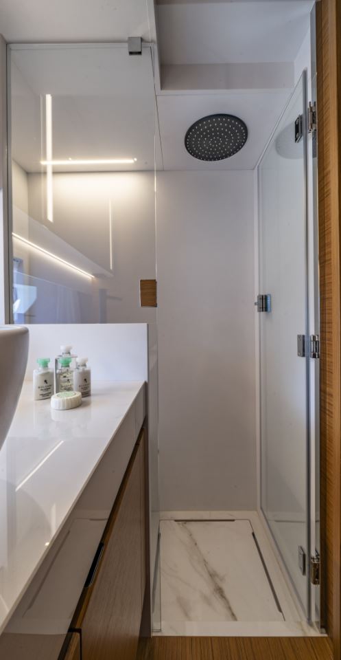 Solaris Power 60 Coupé 13