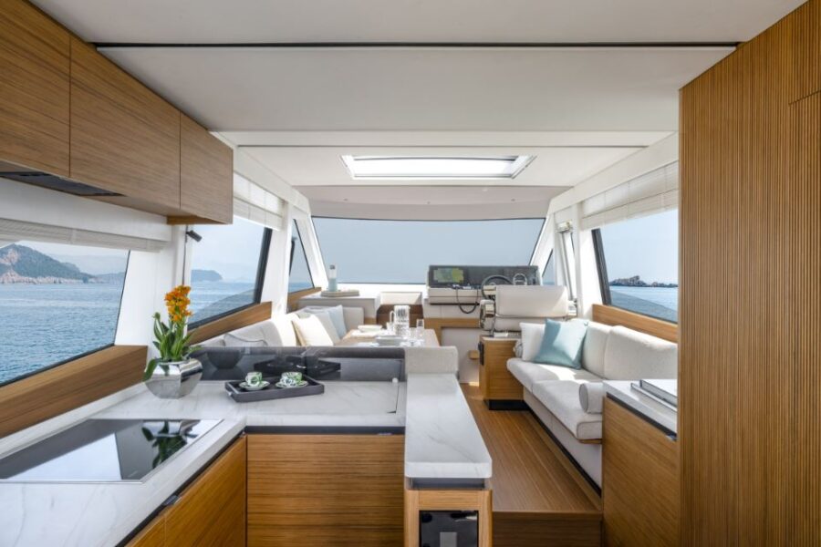 Solaris Power 60 Coupé 17