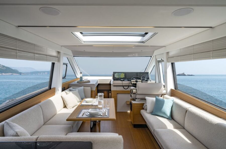 Solaris Power 60 Coupé 19