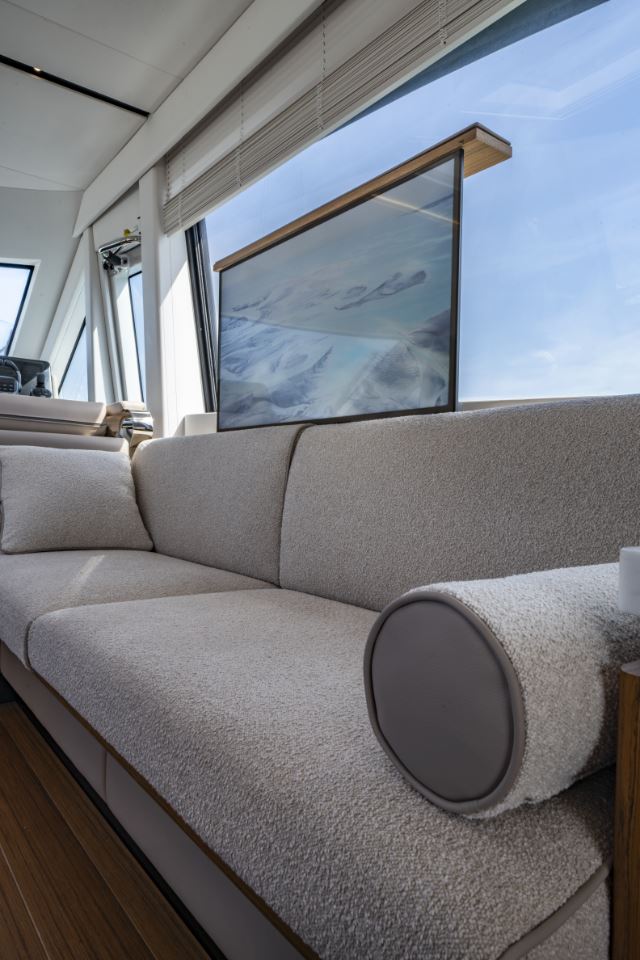 Solaris Power 60 Coupé 23