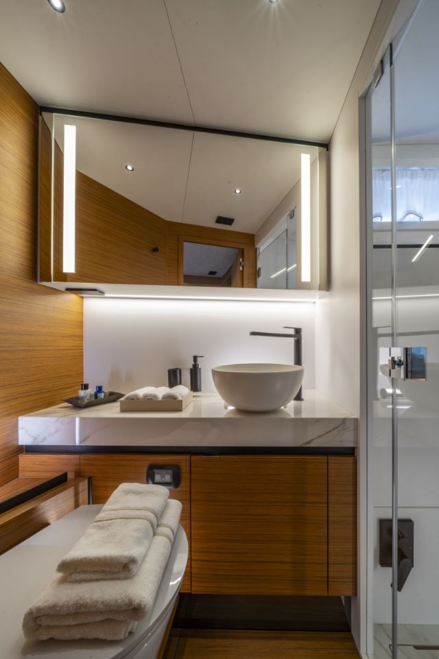 Solaris Power 60 Coupé 5