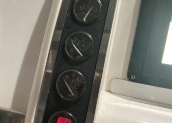 Windy 34 Khamsin, HEATWAVE 20