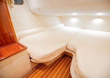 Windy 34 Khamsin, HEATWAVE 58