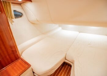 Windy 34 Khamsin, HEATWAVE 59