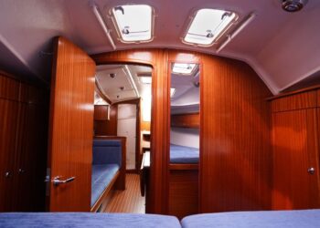 Bavaria 36, VIRUS X 22
