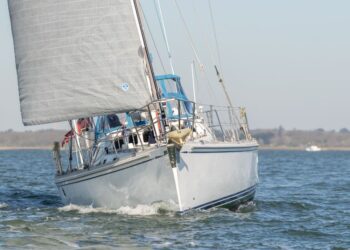 Hylas 54 Raised Saloon, QING 12