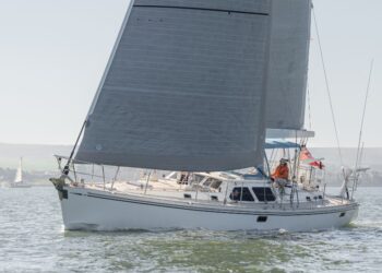 Hylas 54 Raised Saloon, QING 18