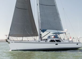 Hylas 54 Raised Saloon, QING 21