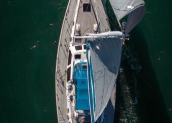 Hylas 54 Raised Saloon, QING 24
