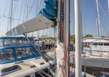 Hylas 54 Raised Saloon, QING 40