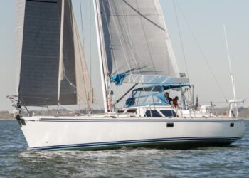 Hylas 54 Raised Saloon, QING 6