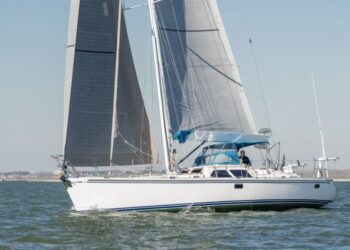 Hylas 54 Raised Saloon, QING 9