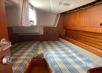 Nautor Swan 44, MISTRAL 16