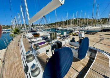 Nautor Swan 60, HOLLIE 22