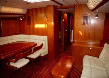 Nautor Swan 60, HOLLIE 26