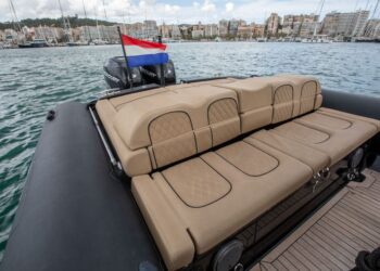Ribco Seafarer 36, 36.070 32