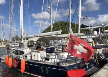 Discovery 55, KNOTTY GIRL 31
