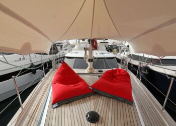 Discovery 58, LUNA OF SARK 14