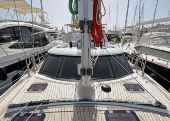 Discovery 58, LUNA OF SARK 17