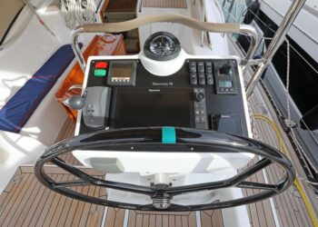 Discovery 58, LUNA OF SARK 32
