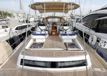 Discovery 58, LUNA OF SARK 35