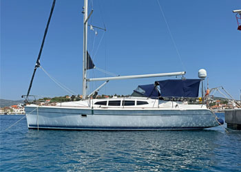 Hunter 39, MAMOLOU, Hunter Yachts USA, Hunter 39  
