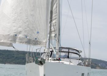Jeanneau 64, LAYLA 17