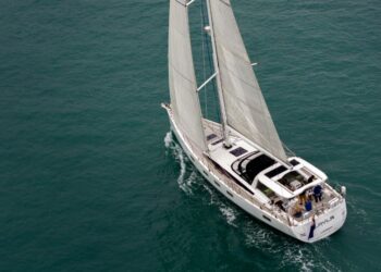 Jeanneau 64, LAYLA 18