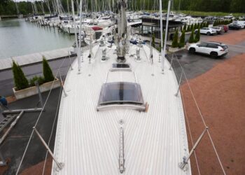 Nautor Swan 44, EXIT 13