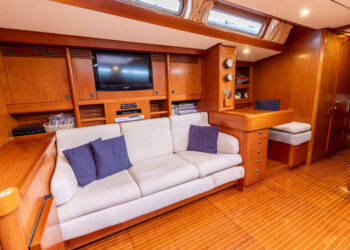 Nautor Swan 68, DEFIANCE 38