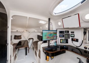 Nigel Irens 63 Custom Trimaran, PARADOX3 20