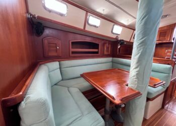 Pacific Seacraft 40, ACADIA 30