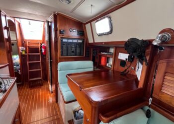 Pacific Seacraft 40, ACADIA 32