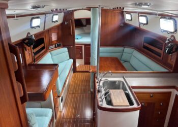 Pacific Seacraft 40, ACADIA 37