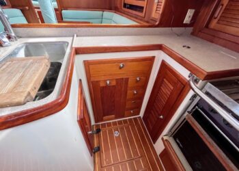 Pacific Seacraft 40, ACADIA 39