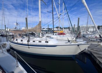 Pacific Seacraft 40, ACADIA 4
