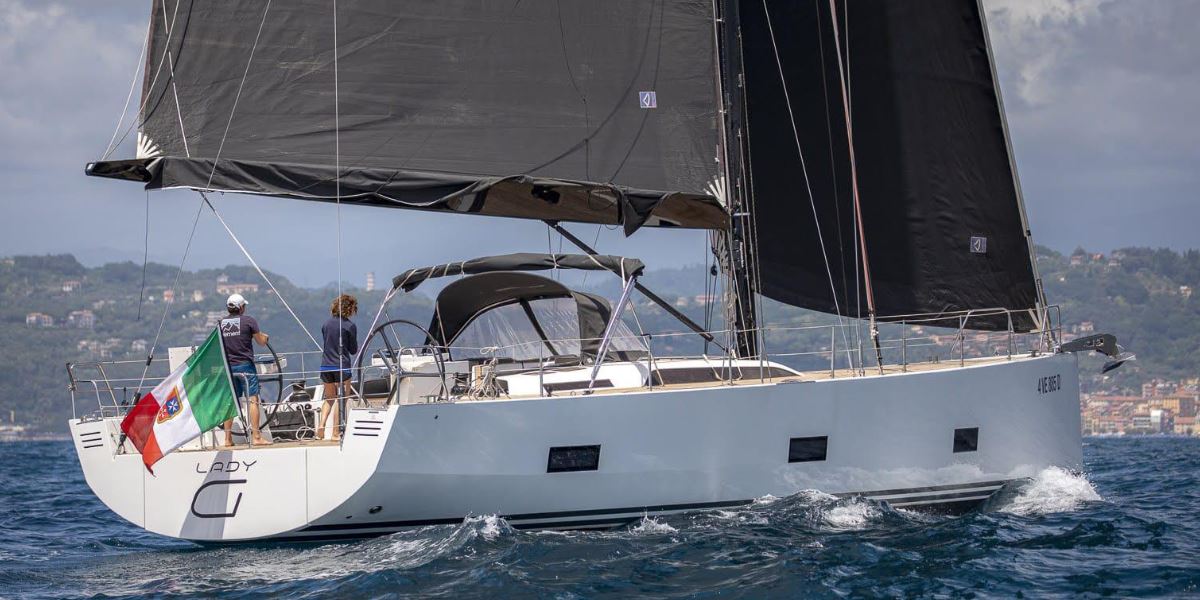Solaris 58, LADY G 1 Main